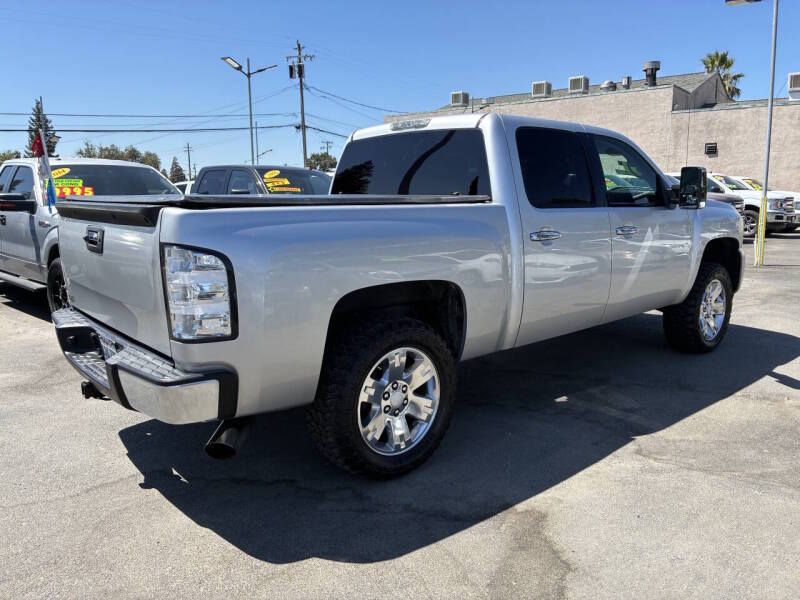 chevrolet silverado 1500 2011 3GCPKREA5BG325112 image chevrolet silverado 1500 2011 3GCPKREA5BG325112 image